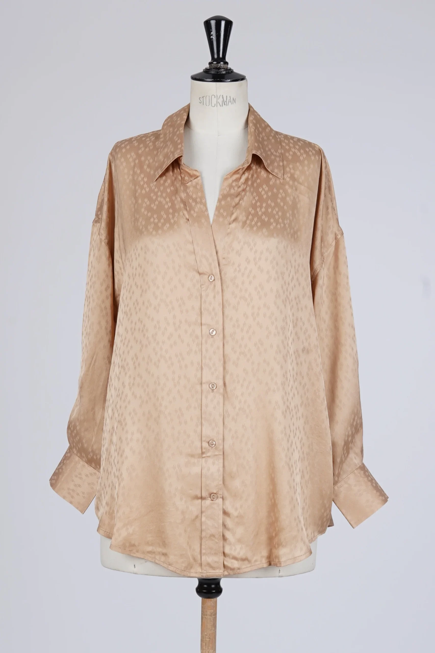 Sam Beige – Image 4