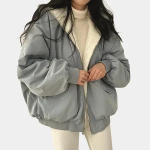 Veste Courte avec Capuche et Doublure pour Femme | Idéale pour l’Hiver