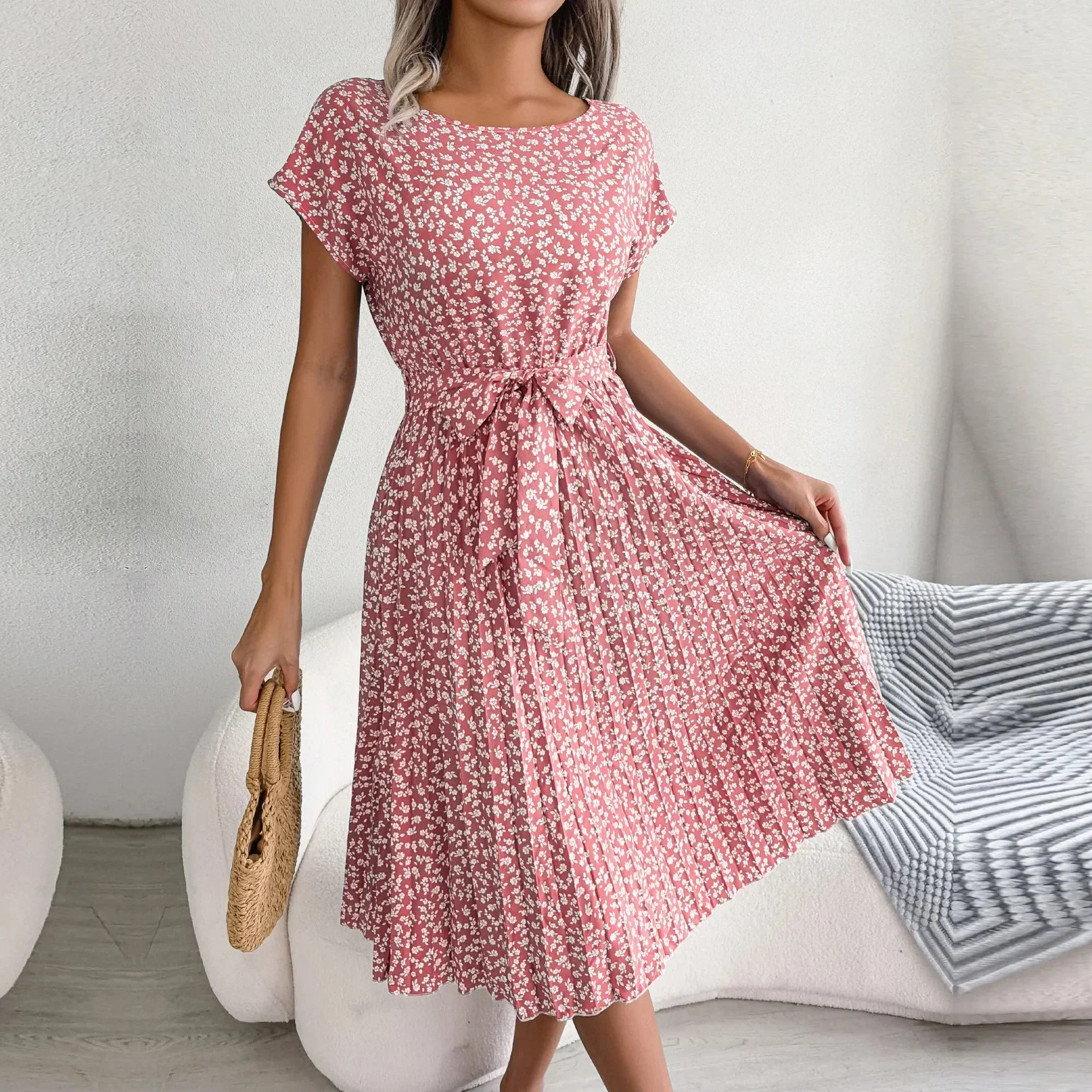 Robe d’Été à Motif Fleuri Bleu avec Coupe Aérée pour Femme | Idéale pour les Journées Chaudes – Image 6
