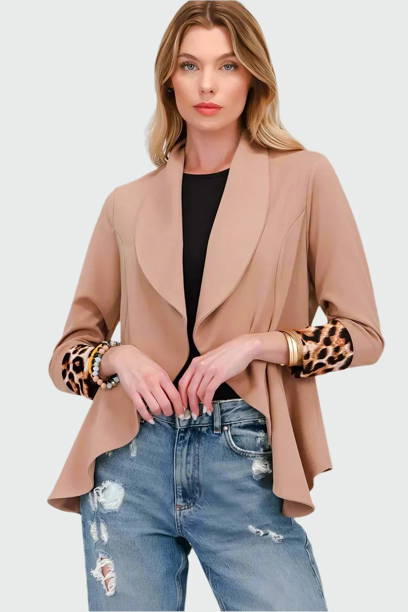 Blazer Léopard à Manches Relevées et Devant Ouvert pour Femme | Idéal pour Tenues Décontractées ou Festives