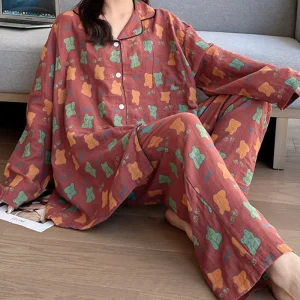 Ensemble Pyjama à Imprimé Ourson avec Col à Revers pour Adulte | Idéal pour la Maison et le Sommeil